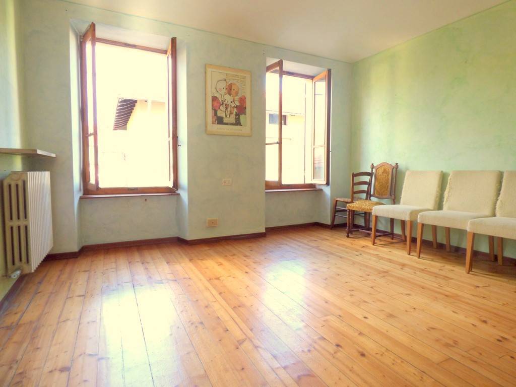 Casa indipendente a Borgosesia in via isola di sopra - Foto 5