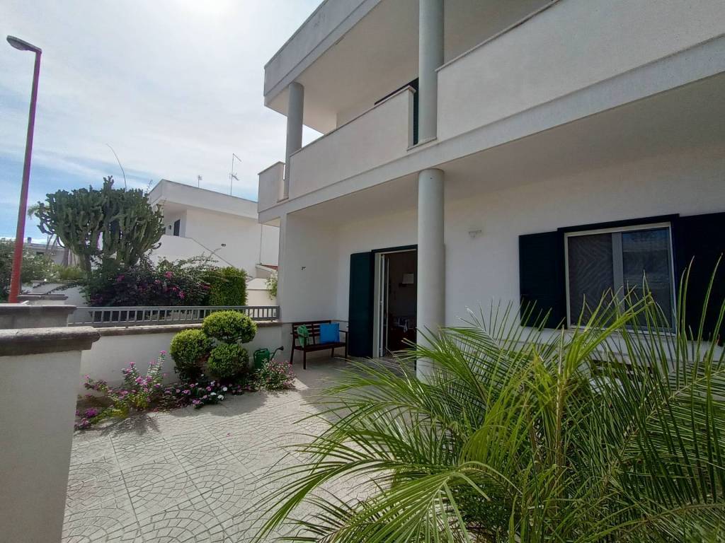 Casa indipendente a Melendugno in Via Walter Chiari - Foto 5