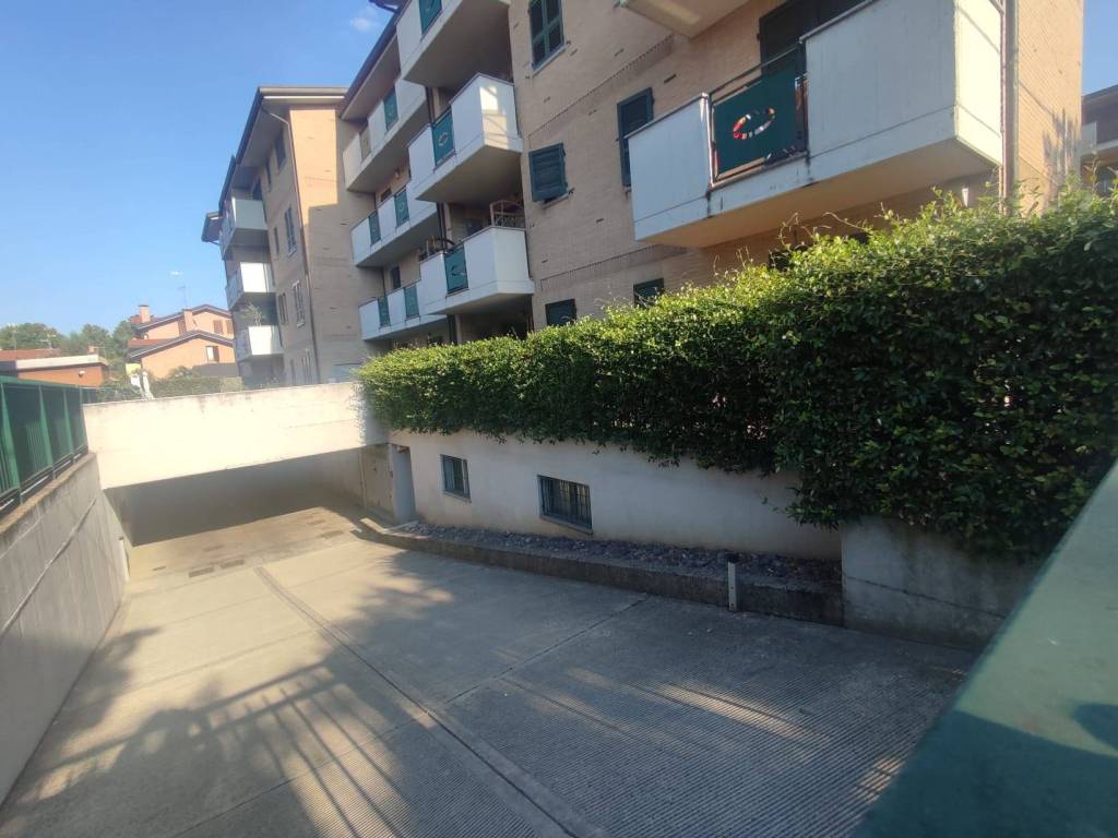 Immobile a Caronno pertusella in Via Piave, 243 - Foto 3