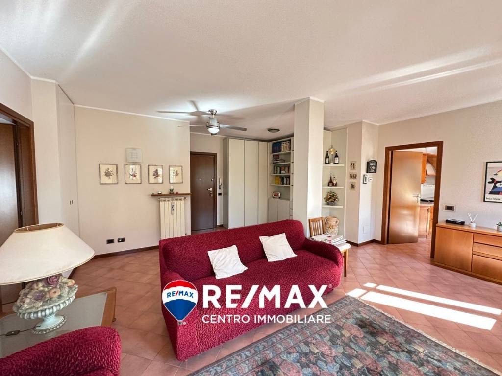 Appartamento a Arcisate in Via Cantello - Foto 3