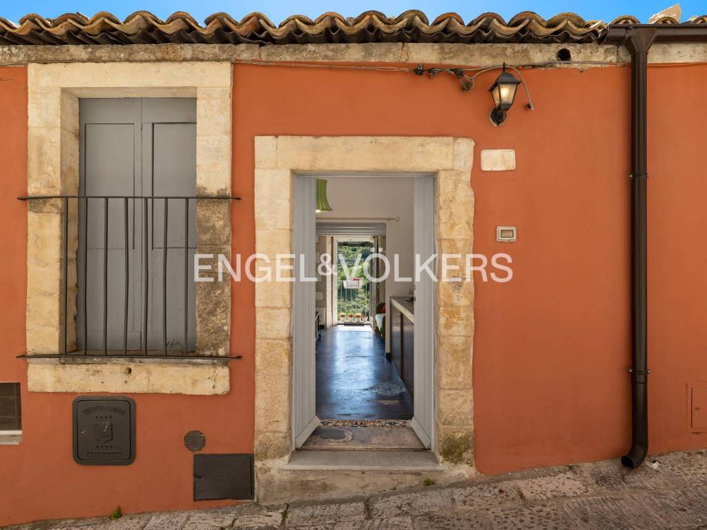 Casa indipendente a Ragusa in Via Torrenuova, 76 - Foto 2