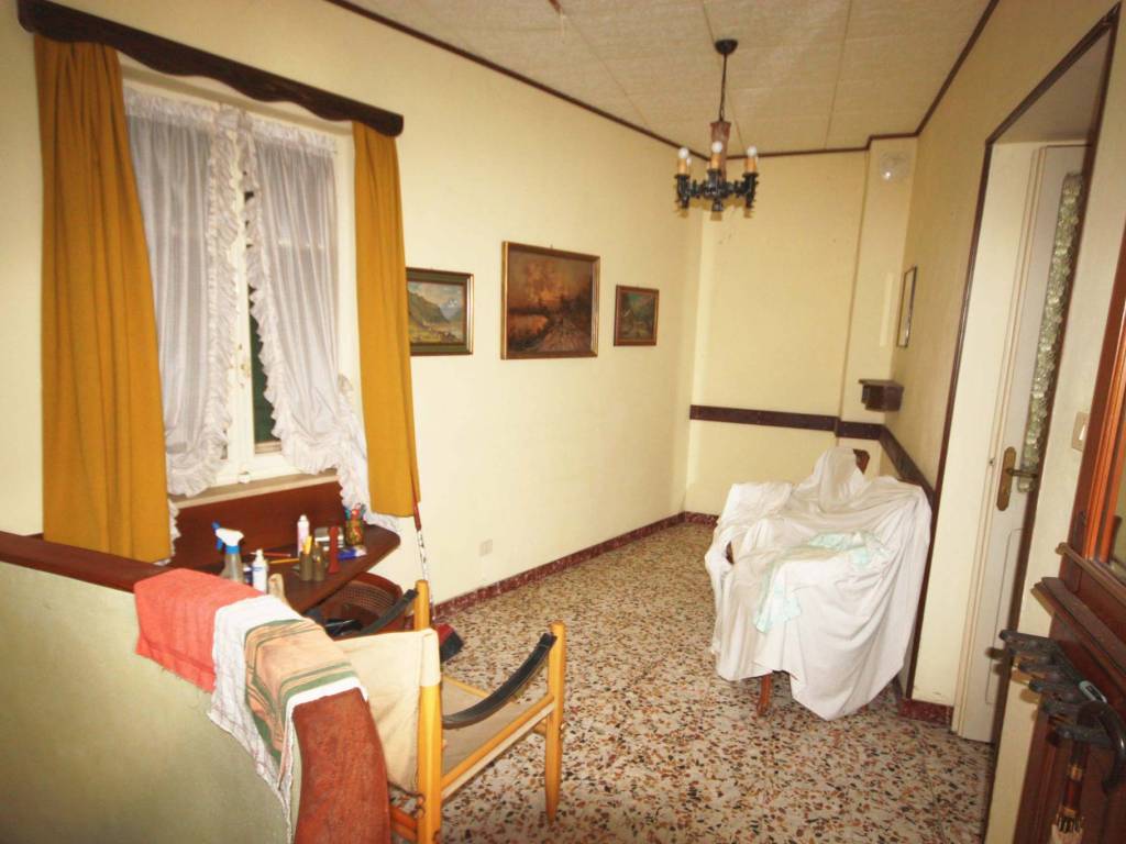 Casa indipendente a Varallo in Località Barattina - Foto 2