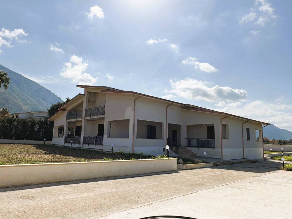 Villa a Cinisi in Via Nazionale - Foto 3