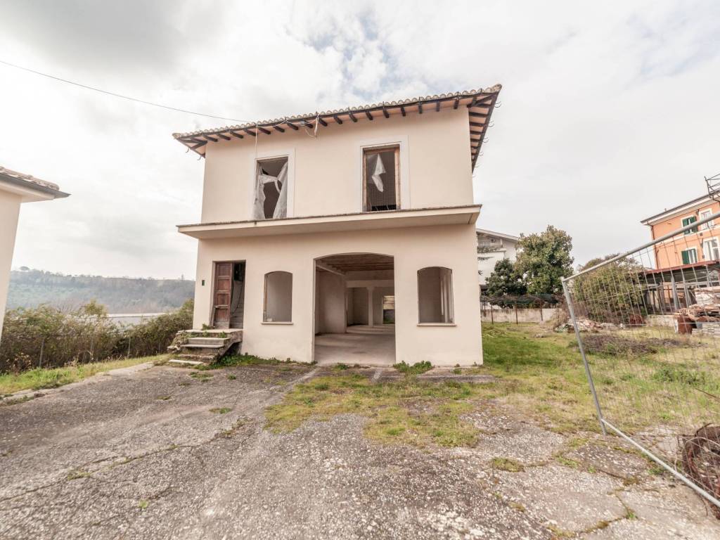 Rustico / casale a Montopoli di sabina in Via Ferruti, 27 - Foto 2