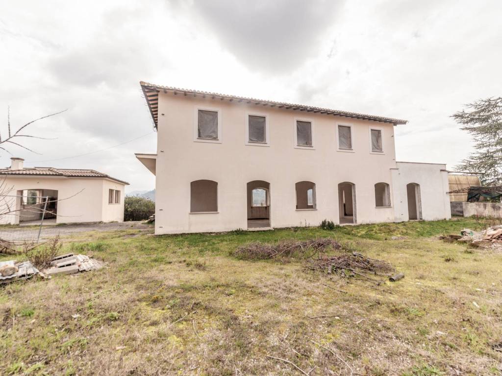 Rustico / casale a Montopoli di sabina in Via Ferruti, 27 - Foto 4