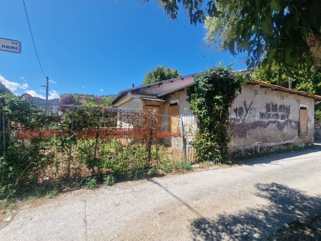 Casa indipendente a Avezzano in Via Madonna del Passo - Foto 3