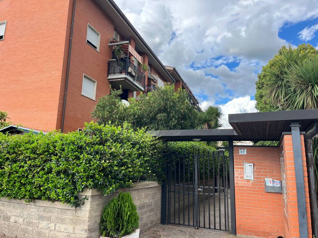 Appartamento a Genzano di roma in Via Don Luigi Sturzo - Foto 3