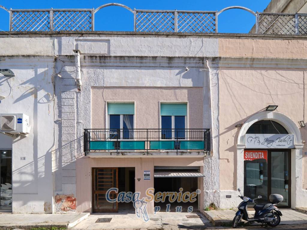 Casa indipendente a Gallipoli in Via Gian Giacomo Lazzari - Foto 2