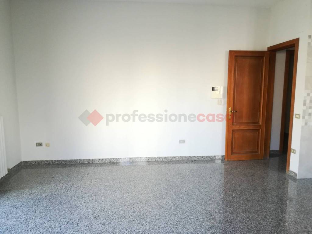Appartamento a Grottaglie in Via Milano - Foto 5