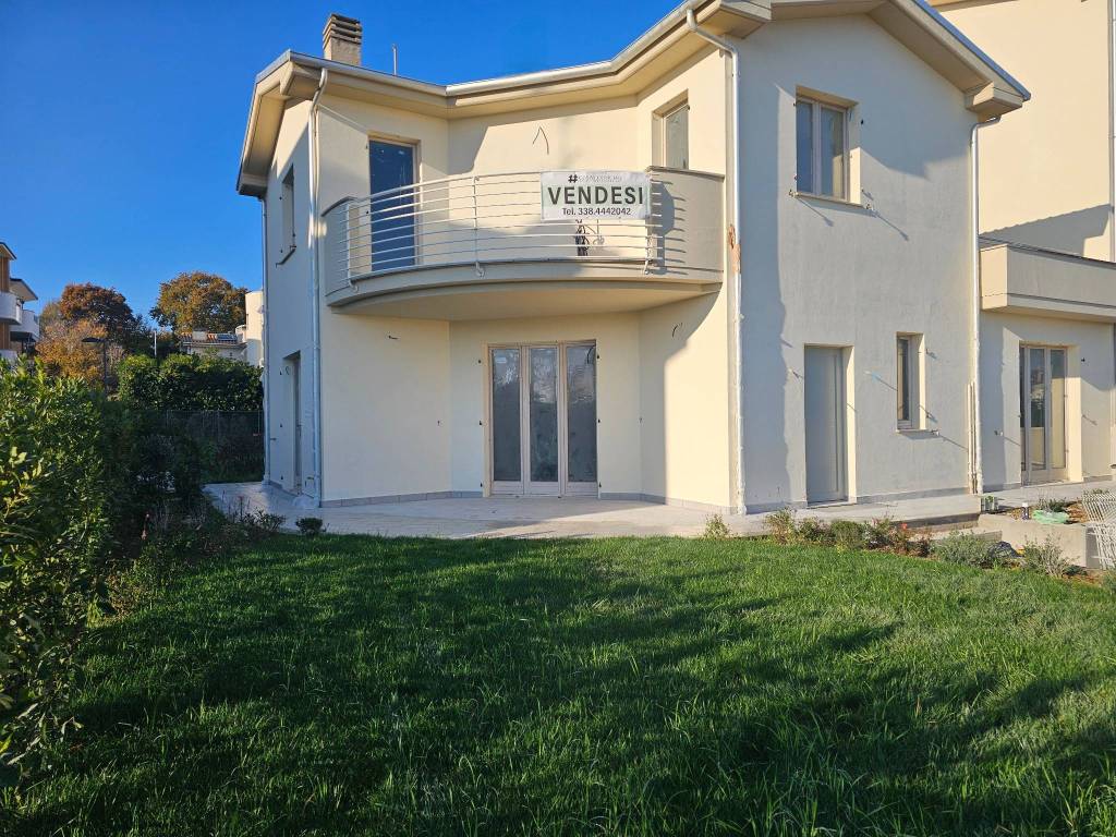 Villa a Civitanova marche in Via Giovanni Costa, 9 - Foto 3