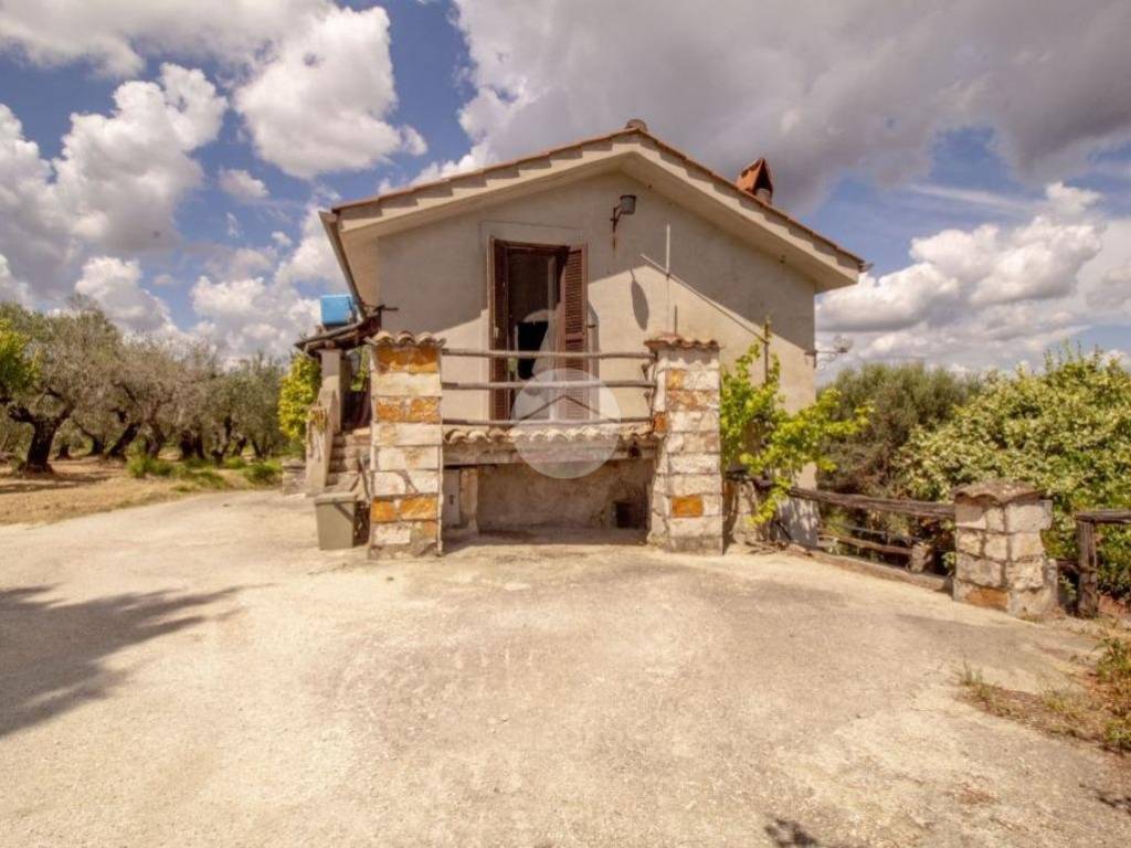 Casa indipendente a Palombara sabina in STRADA DI BARBAROSSA, 24 - Foto 5