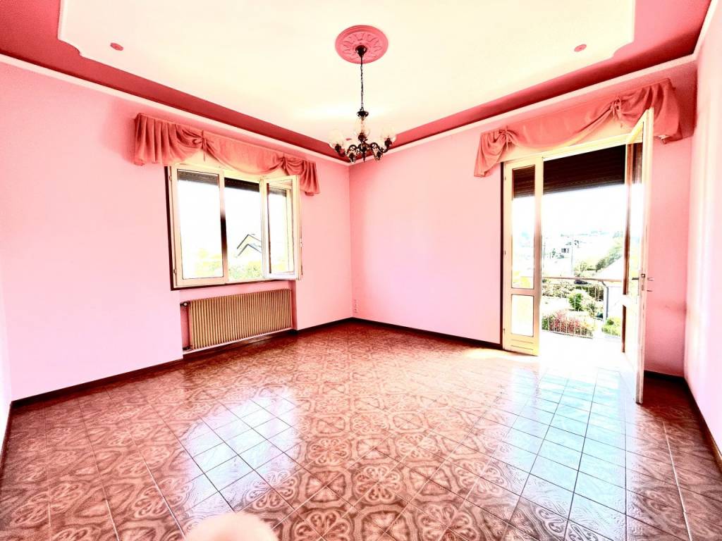 Appartamento a Colle umberto in Via Vittorio Veneto - Foto 4