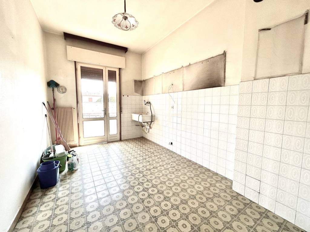 Appartamento a Colle umberto in Via Vittorio Veneto - Foto 5