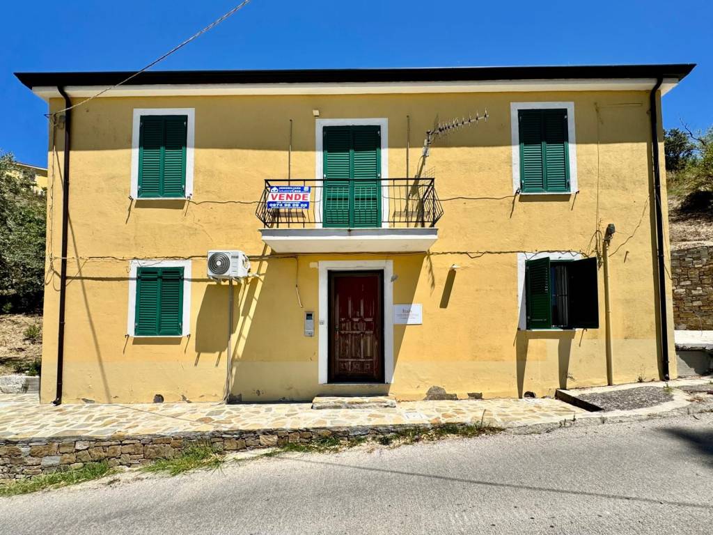 Villa a Perdifumo in Contrada Noce Alta - Foto 2