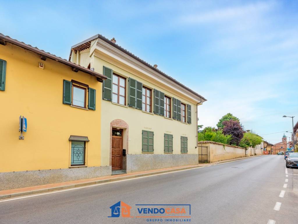 Palazzo / stabile a Ceresole alba in Via Martiri, 42 - Foto 3