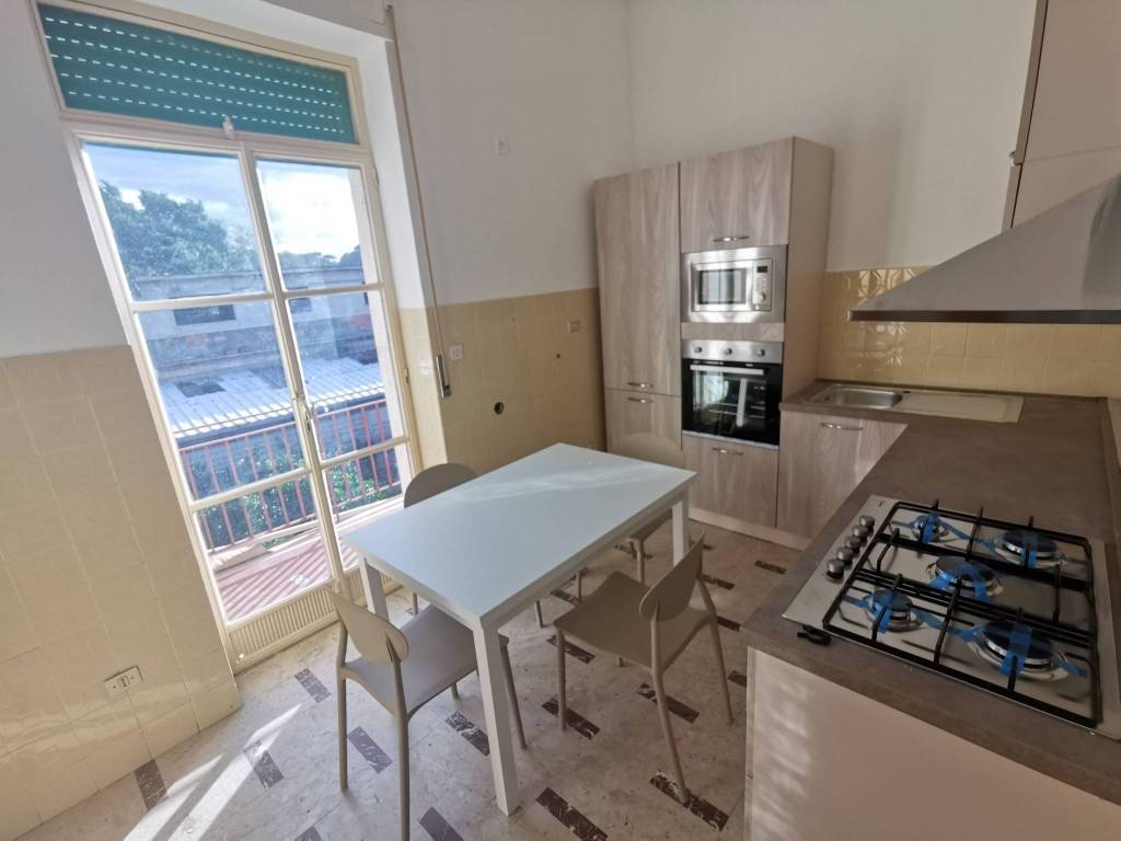 Appartamento a Barcellona pozzo di gotto in Via Statale Sant'Antonino, 439 - Foto 2