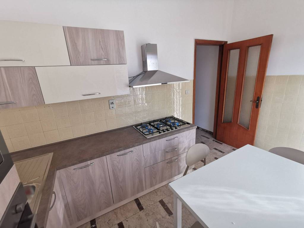 Appartamento a Barcellona pozzo di gotto in Via Statale Sant'Antonino, 439 - Foto 3