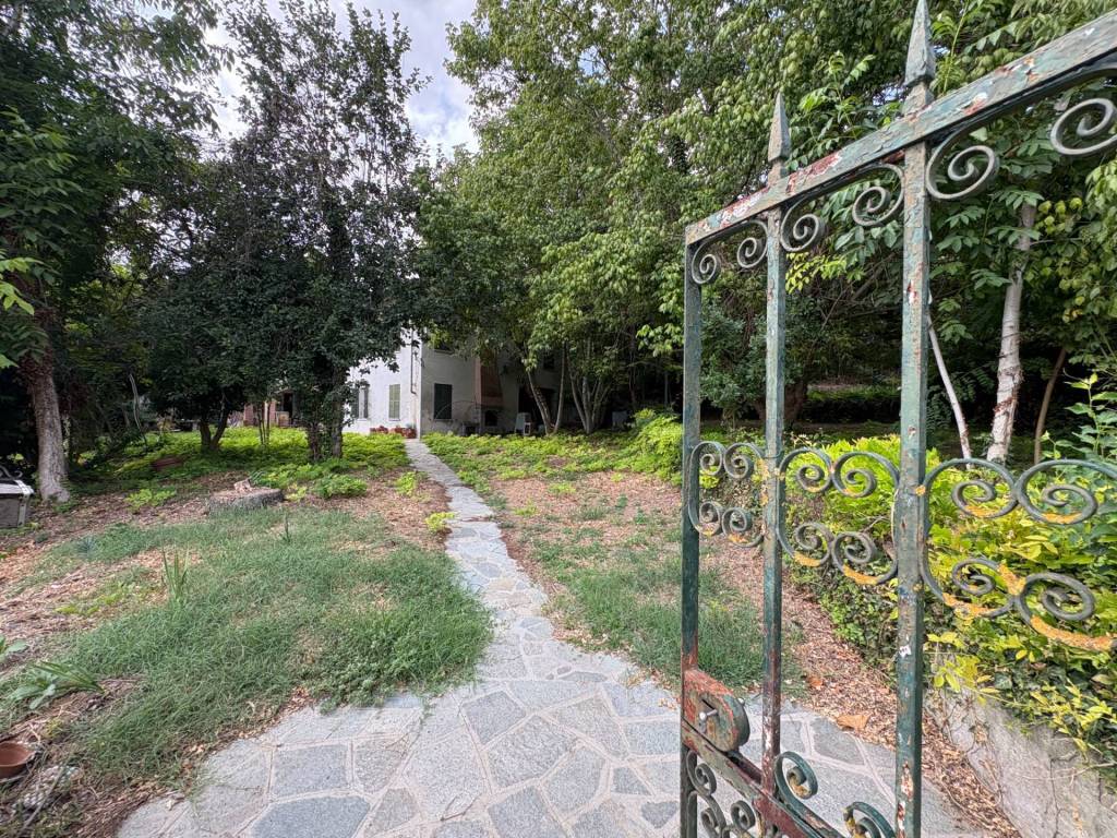 Rustico / casale a Montechiaro d'asti in strada San Dionigi, 28 - Foto 2