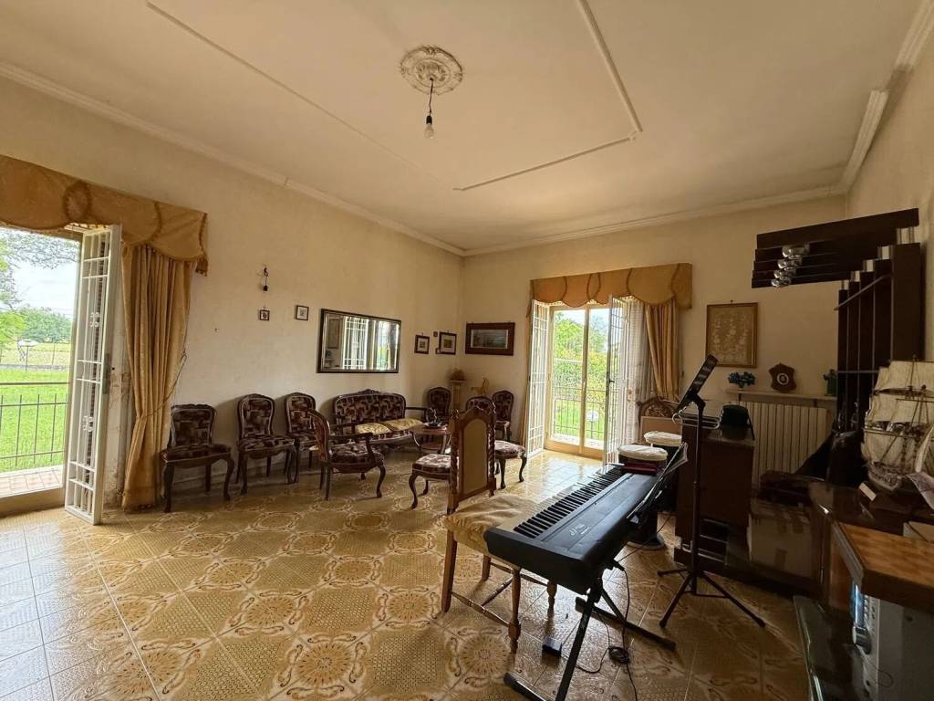 Villa a Alatri in Via Montelena Vecchia, 25 - Foto 4