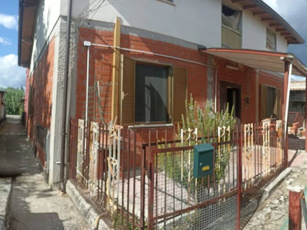 Villa a Frosinone in Via Tomaso Albinoni, 120 - Foto 2