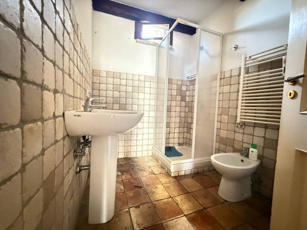 Casa indipendente a Triggiano in Via Attilio Nitti - Foto 4