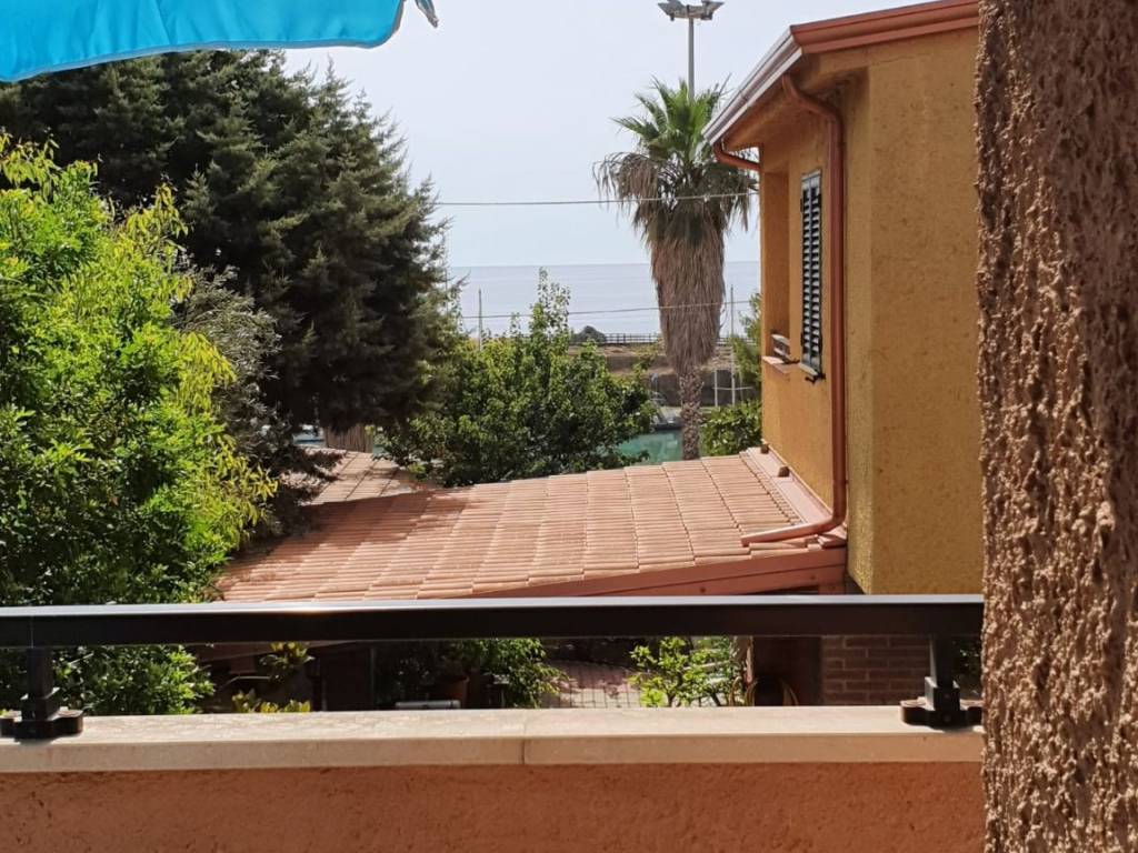 Palazzo / stabile a Isola di capo rizzuto in Via Niccolò Machiavelli - Foto 2