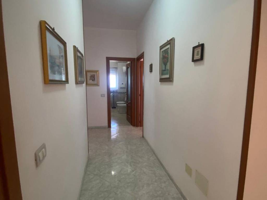 Appartamento a Castel volturno in Viale degli Ibiscum - Foto 4