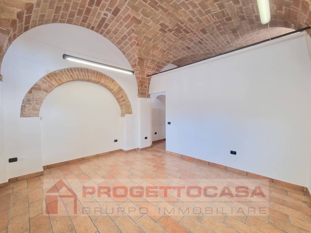 Appartamento a Ascoli piceno in Via Piazza Cecco D'Ascoli - Foto 4