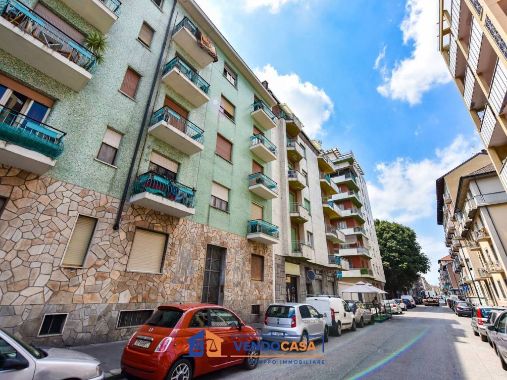 Appartamento a Torino in Via Gaspare Spontini, 6 - Foto 2