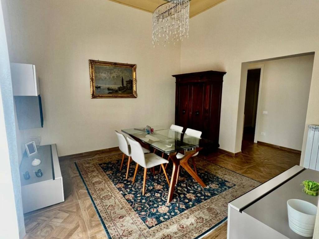 Appartamento a La spezia in Piazza Giuseppe Verdi, 2 - Foto 2
