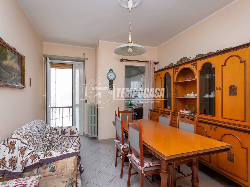 Appartamento a Chivasso in Via MOMO - Foto 3