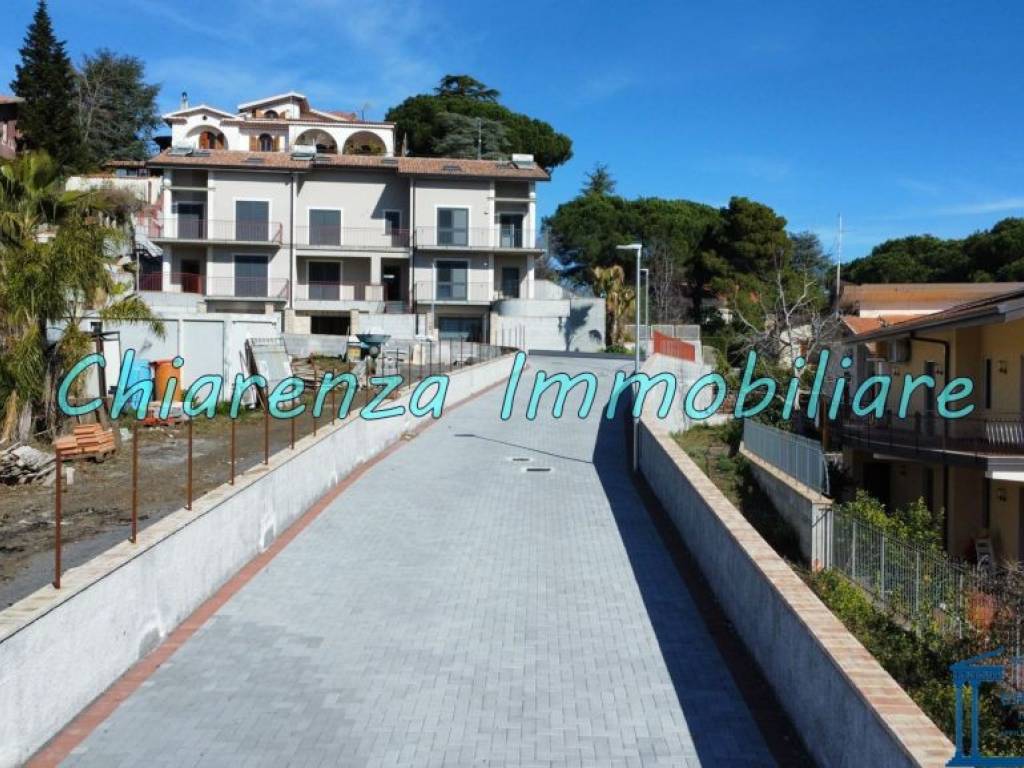 Villetta a schiera a Trecastagni in Via Luigi Capuana - Foto 2
