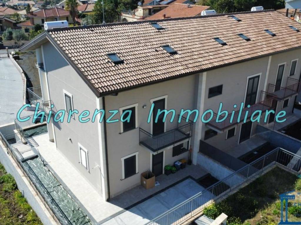 Villetta a schiera a Trecastagni in Via Luigi Capuana - Foto 5