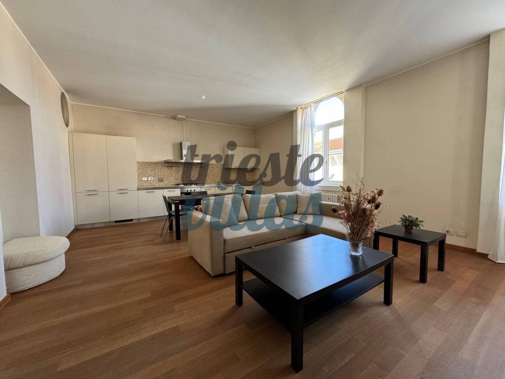 Appartamento a Trieste in via xxx ottobre, 19 - Foto 3