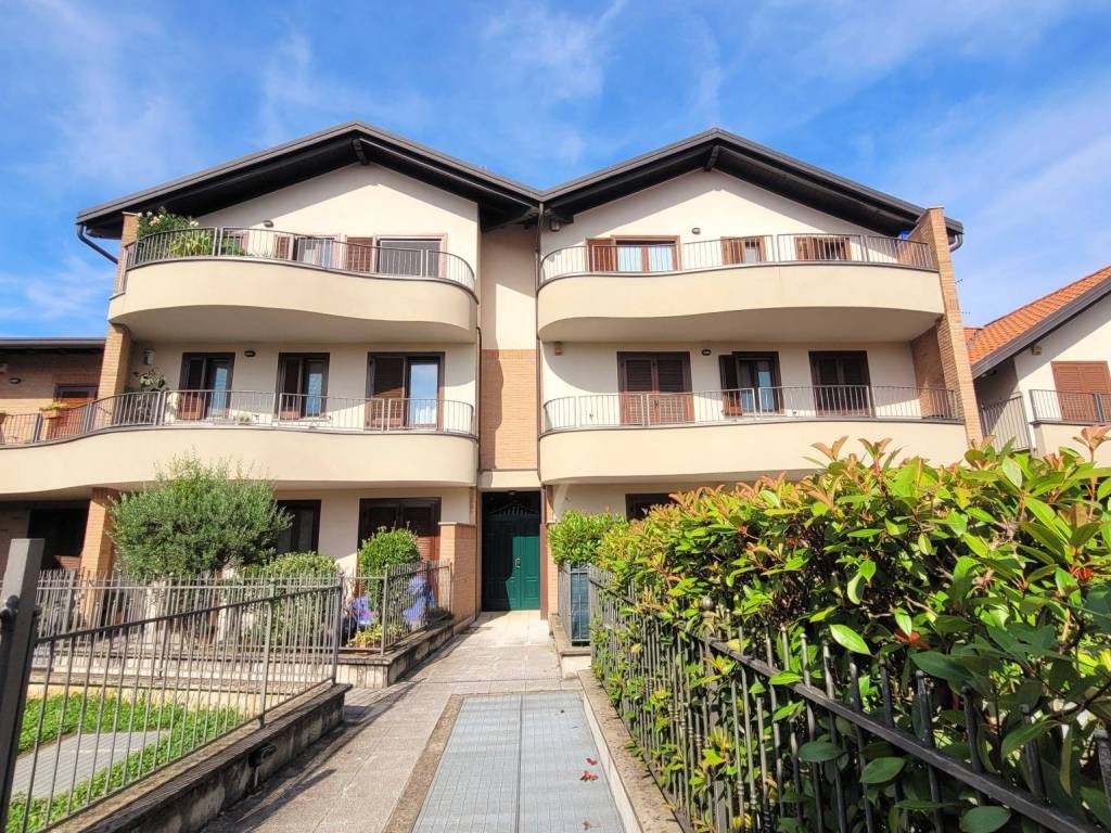 Appartamento a Fagnano olona in Via Pastrengo, 27 - Foto 3