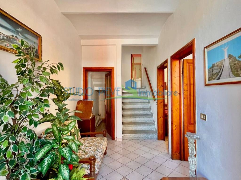 Casa indipendente a Monsummano terme in Via dell'Unità - Foto 3