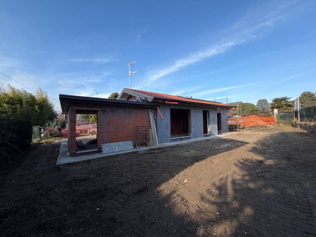 Villa a Angera in Via Monte Grappa - Foto 5