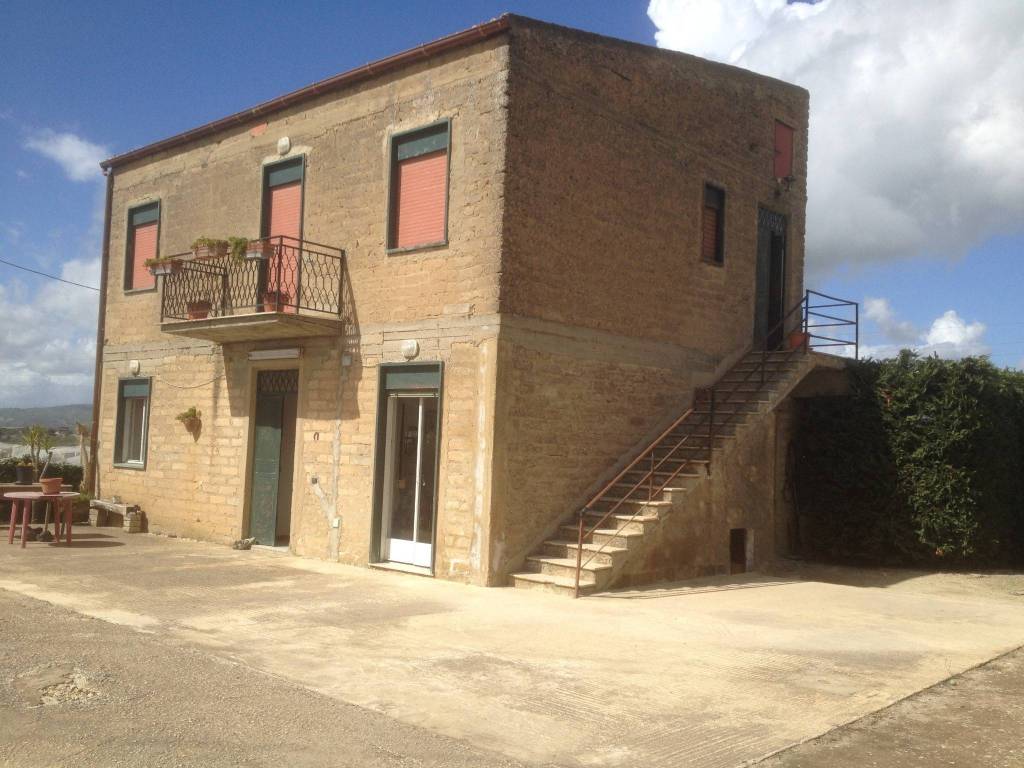 Villa a Canicattì in C.da Villa Firriato - Foto 2