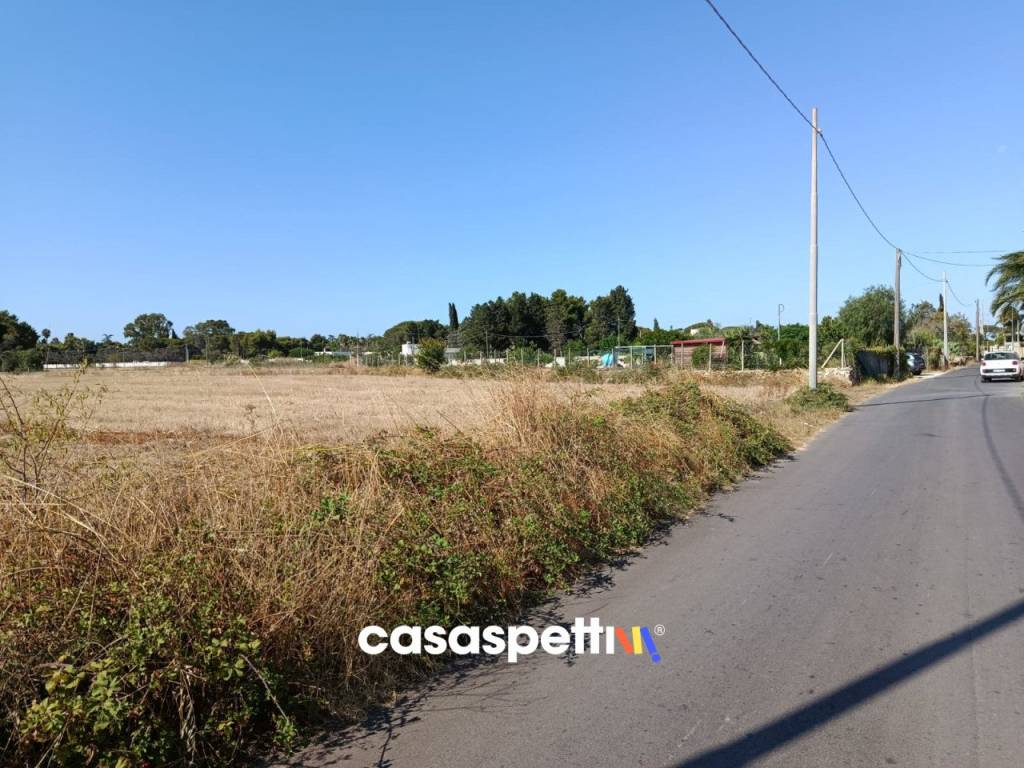 Terreno a Squinzano in Via Sant'Elia - Foto 4