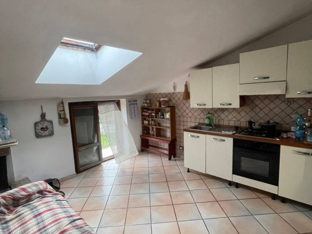 Palazzo / stabile a Santi cosma e damiano in Via Ausente - Foto 5