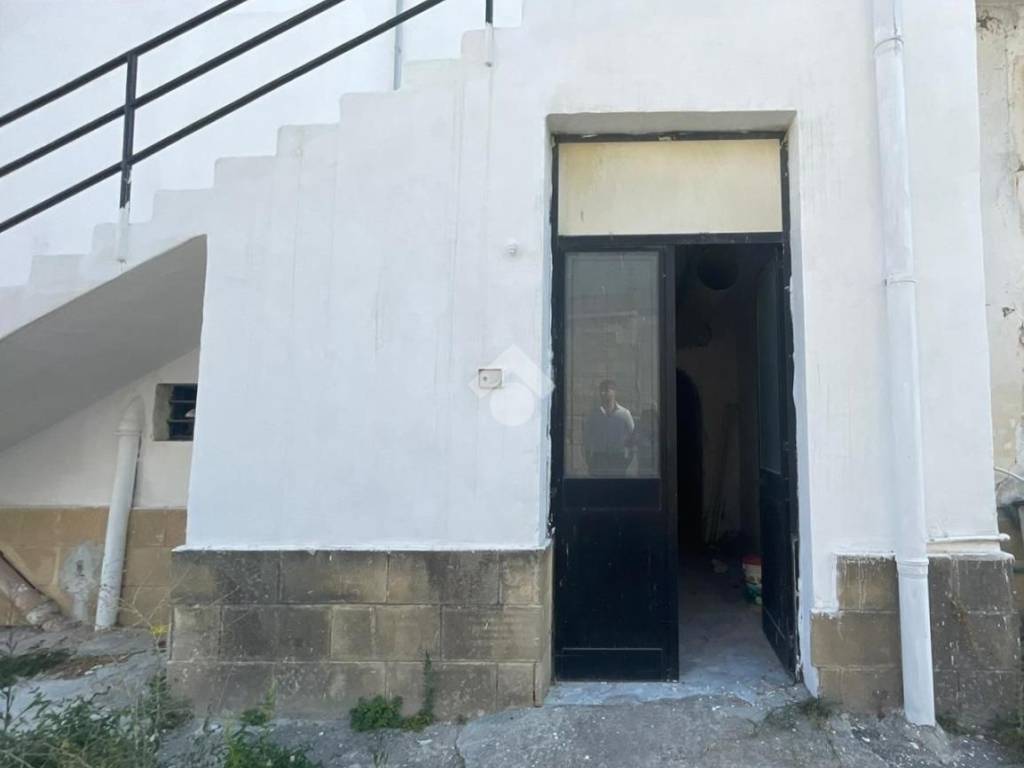 Box / garage a Mesagne in Via romagna, 24 - Foto 3