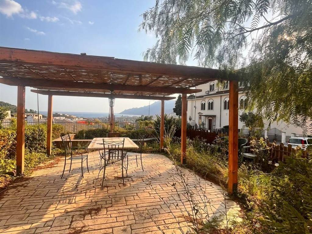 Appartamento a Salerno in Via Brignano Inferiore, 24 - Foto 2