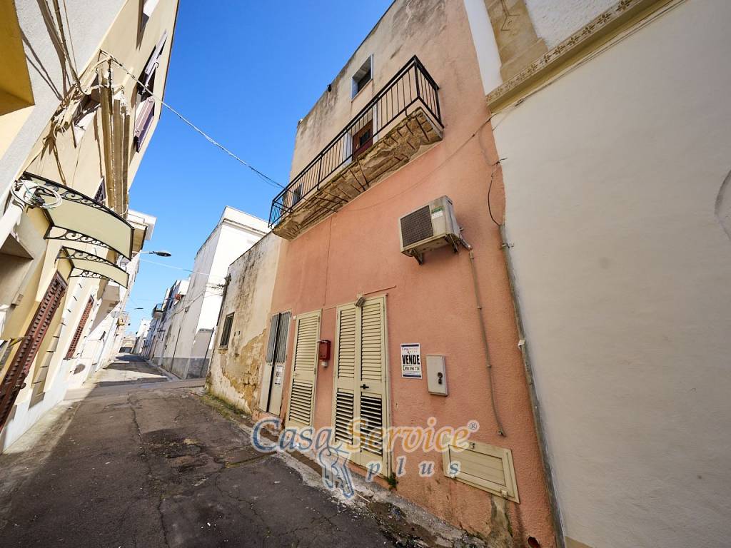 Casa indipendente a Supersano in Via Armando Diaz - Foto 3