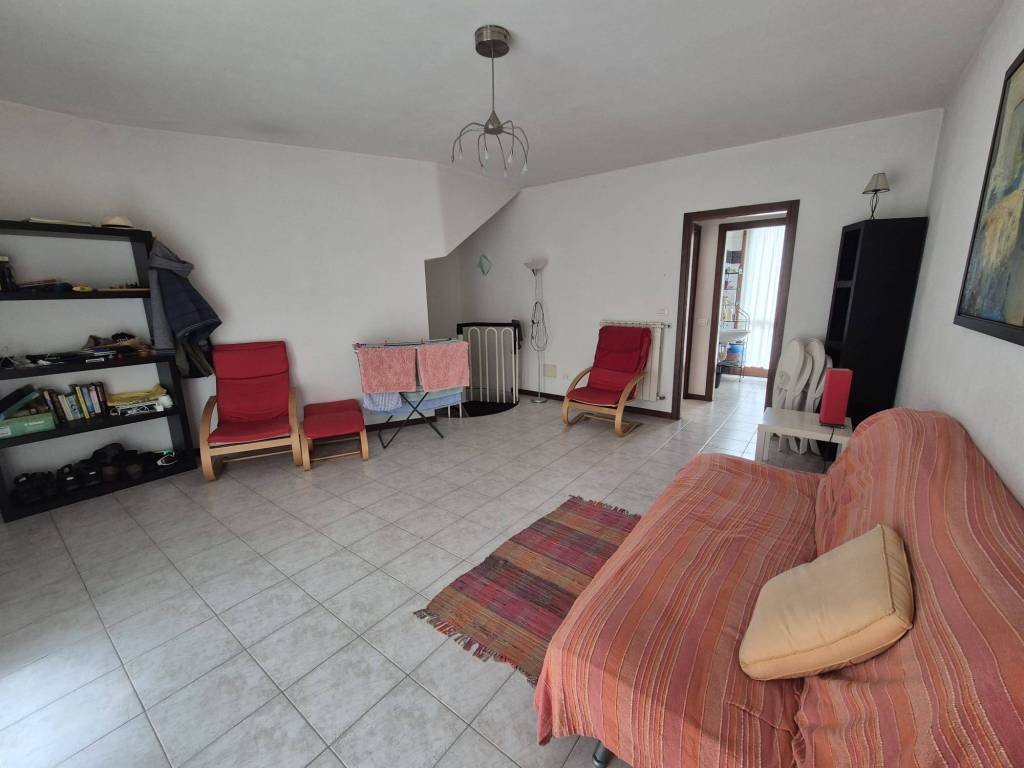 Appartamento a Dubino in Via Valeriana, 137 - Foto 4