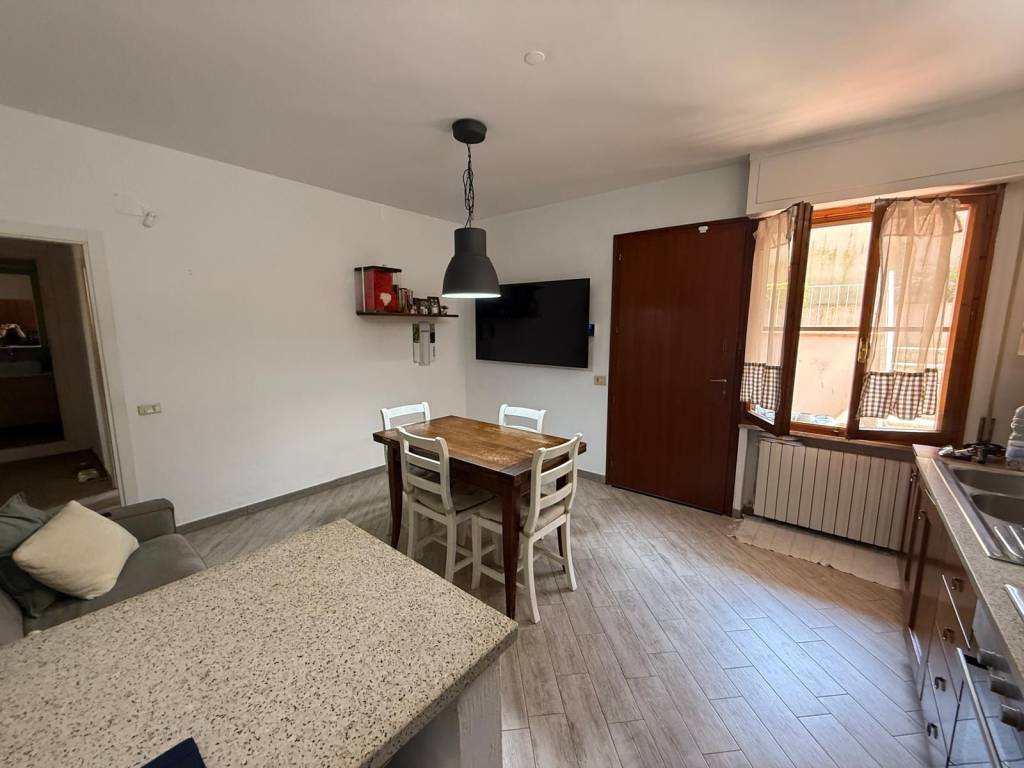 Appartamento a Collesalvetti in Via Nino Bixio - Foto 5