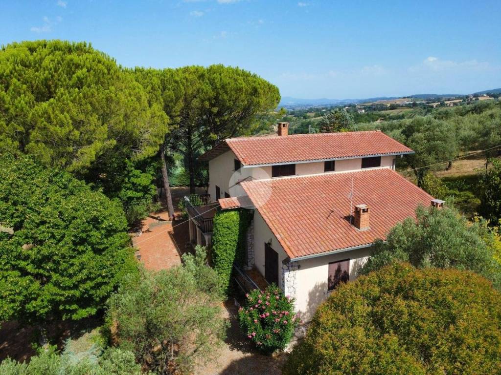 Villa a Calvi dell'umbria in Santa maria neve - Foto 2