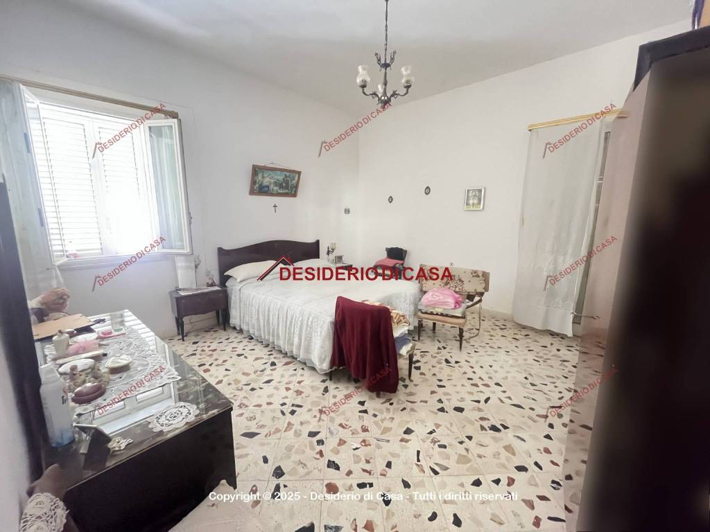 Casa indipendente a Campofelice di roccella in Piazza Croce - Foto 3