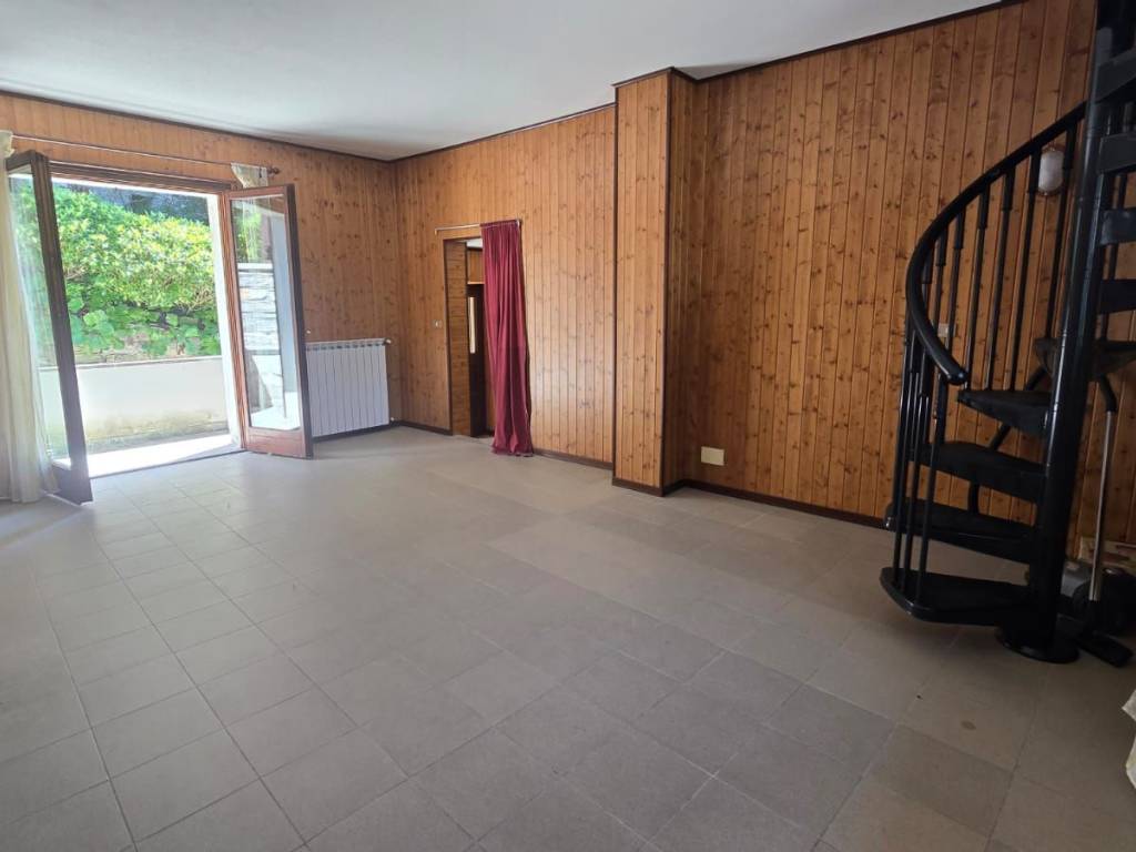 Casa indipendente a Beura-cardezza in Via 24 Maggio, 1 - Foto 2