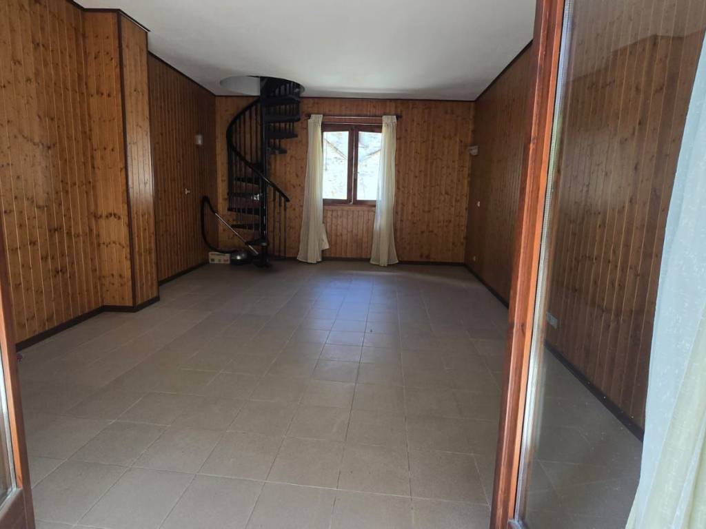 Casa indipendente a Beura-cardezza in Via 24 Maggio, 1 - Foto 3