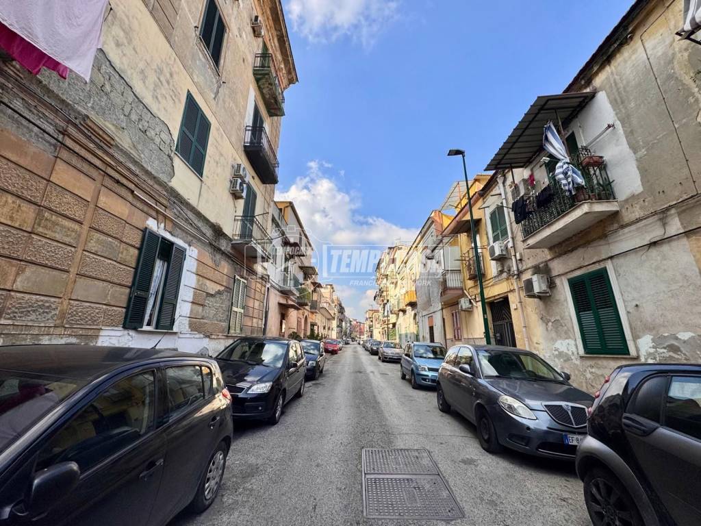 Appartamento a Napoli in Corso Secondigliano - Foto 4